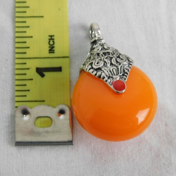 Teardrop Shaped (Mostly) Pendant Lot of 13 Shamrock Rhinestones Pea Pod Mustard - Picture 7 of 12